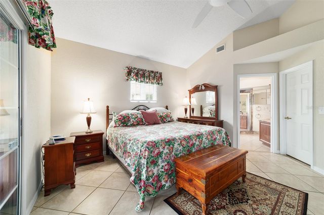 11407 SW 82ND AVENUE, Ocala, FL 34481