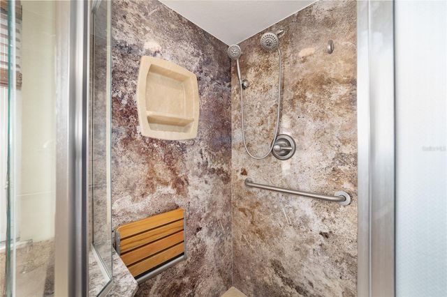 11407 SW 82ND AVENUE, Ocala, FL 34481