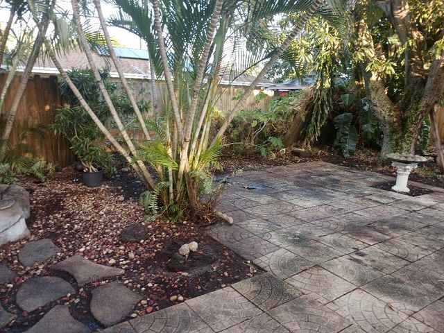 2588 NE 13th Ave, Pompano Beach, FL 33064