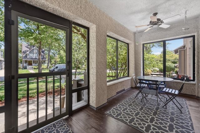 130 Gale Avenue, River Forest, IL 60305