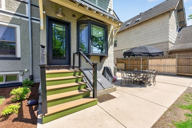 130 Gale Avenue, River Forest, IL 60305