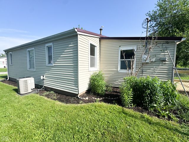 318 Louise Avenue, Crawfordsville, IN 47933