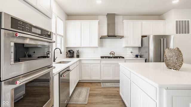 14561 Elsmere Lane, Carmel, IN 46074