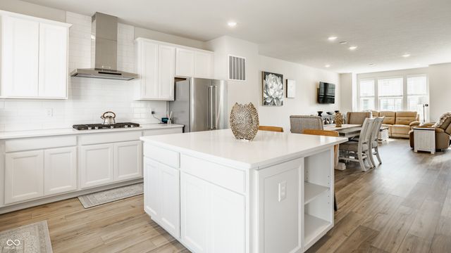 14561 Elsmere Lane, Carmel, IN 46074