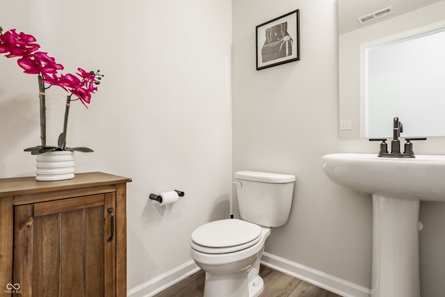 14561 Elsmere Lane, Carmel, IN 46074