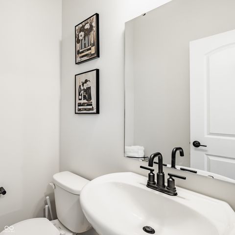 14561 Elsmere Lane, Carmel, IN 46074