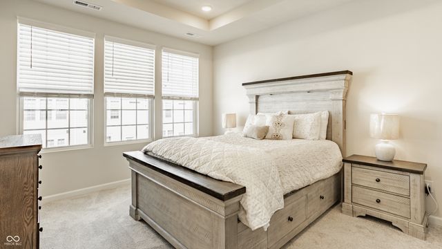14561 Elsmere Lane, Carmel, IN 46074