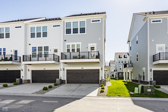 14561 Elsmere Lane, Carmel, IN 46074
