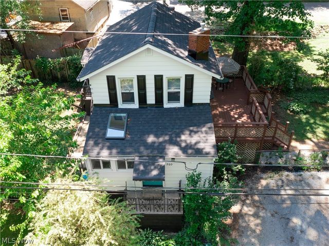 260 E Pace Avenue, Akron, OH 44319