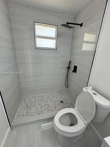3840 NE 12th Avenue, Pompano Beach, FL 33064