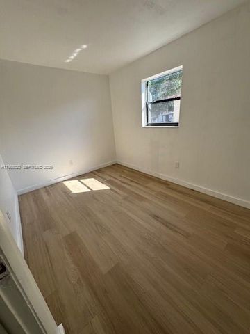 3840 NE 12th Avenue, Pompano Beach, FL 33064