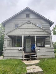 2663 W Court St Street, Flint, MI 48503