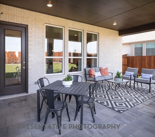 11321 Bratton Boulevard, Fort Worth, TX 76052