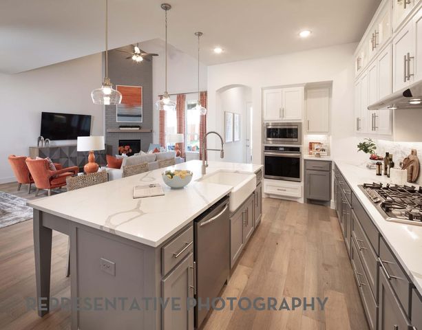 11321 Bratton Boulevard, Fort Worth, TX 76052