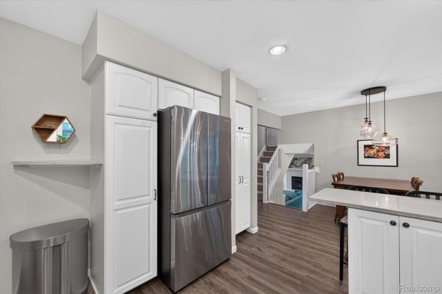 8965 Tartan Drive, Springfield Charter Township, MI 48348