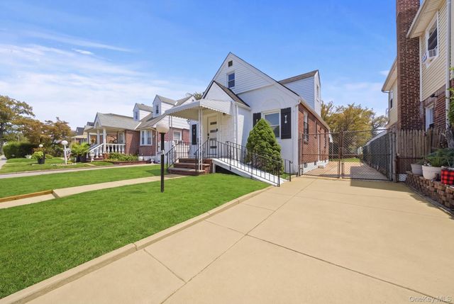 13031 218th Street, Springfield Gardens, NY 11413