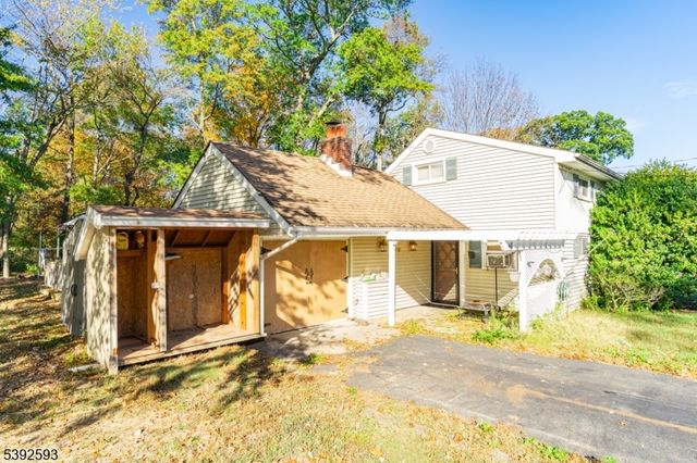 148 Woodland Rd, Piscataway Twp., NJ 08854