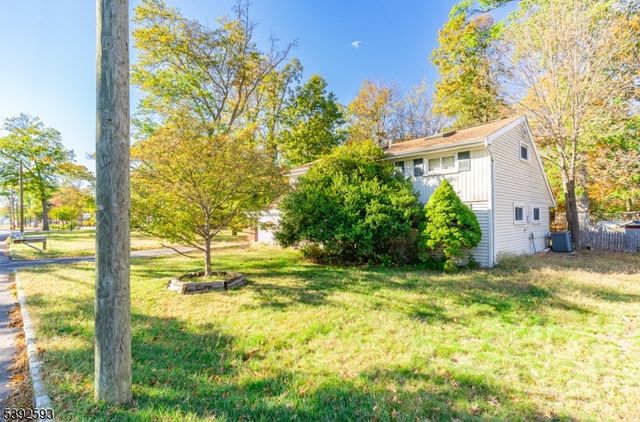 148 Woodland Rd, Piscataway Twp., NJ 08854