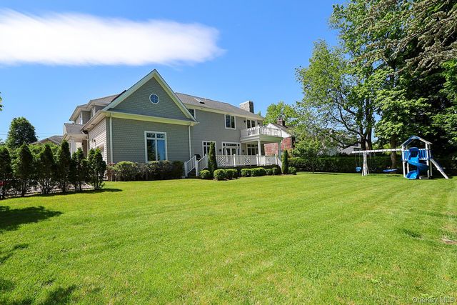 9 Tuddington Road, Great Neck, NY 11023