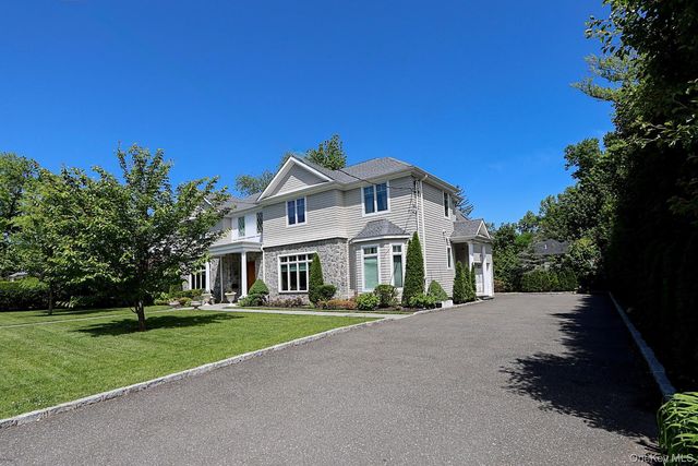 9 Tuddington Road, Great Neck, NY 11023