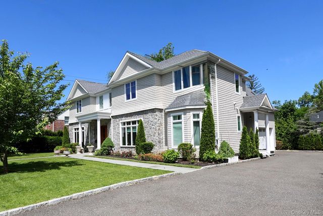 9 Tuddington Road, Great Neck, NY 11023