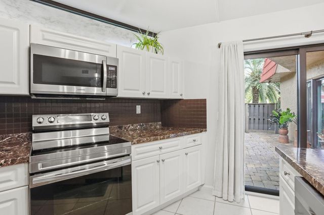 8093 Severn Drive D, Boca Raton, FL 33433