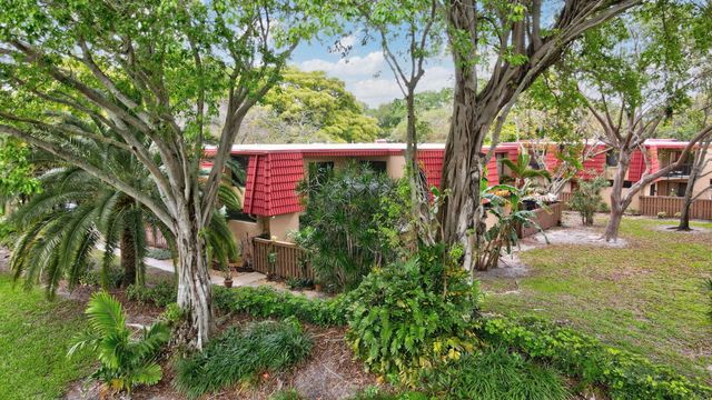 8093 Severn Drive D, Boca Raton, FL 33433