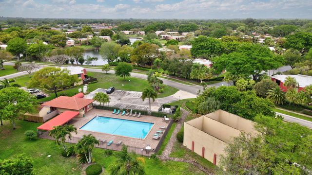 8093 Severn Drive D, Boca Raton, FL 33433