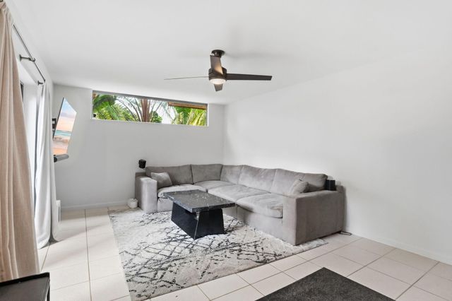 8093 Severn Drive D, Boca Raton, FL 33433