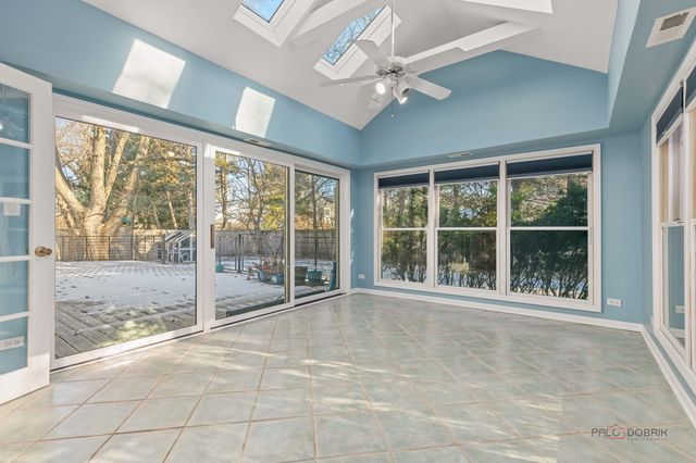 303 Auburn Avenue, Winnetka, IL 60093