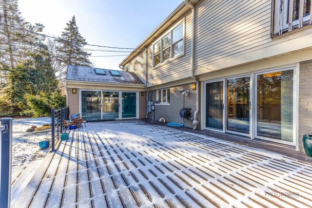 303 Auburn Avenue, Winnetka, IL 60093