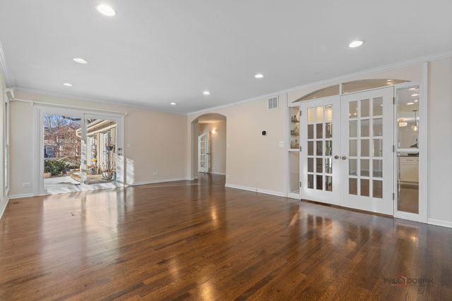 303 Auburn Avenue, Winnetka, IL 60093