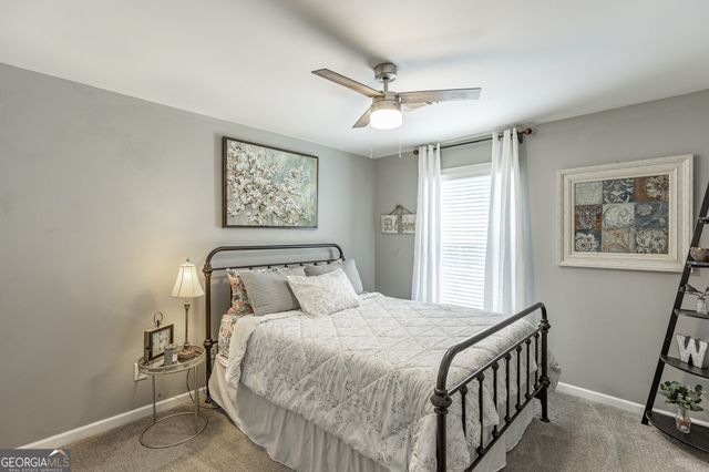 933 Cruce Lake Drive, Hoschton, GA 30548