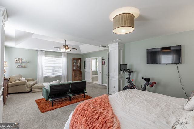 933 Cruce Lake Drive, Hoschton, GA 30548