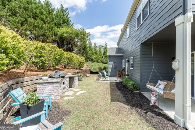 933 Cruce Lake Drive, Hoschton, GA 30548