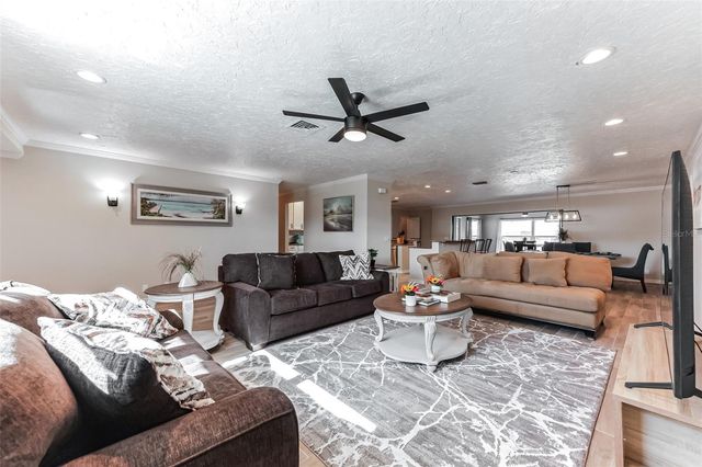 4219 2ND AVENUE NE, Bradenton, FL 34208