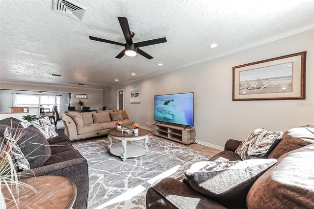 4219 2ND AVENUE NE, Bradenton, FL 34208