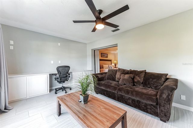 4219 2ND AVENUE NE, Bradenton, FL 34208