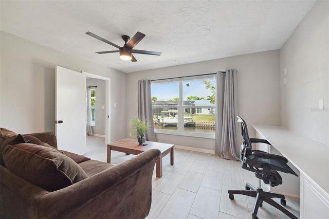 4219 2ND AVENUE NE, Bradenton, FL 34208