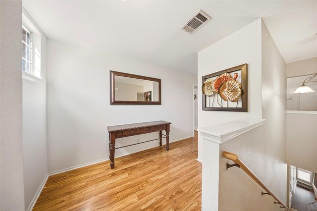 207 Janis Mae DR, Hutto, TX 78634