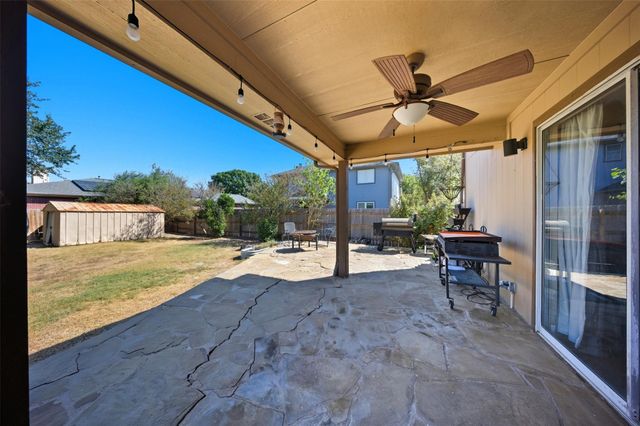 207 Janis Mae DR, Hutto, TX 78634