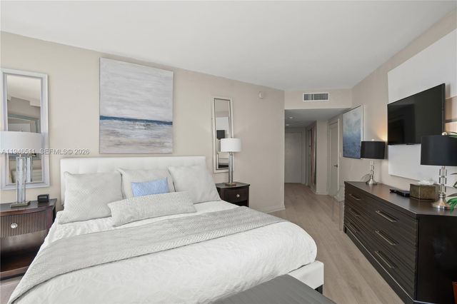 17375 Collins Ave 2101, Sunny Isles Beach, FL 33160