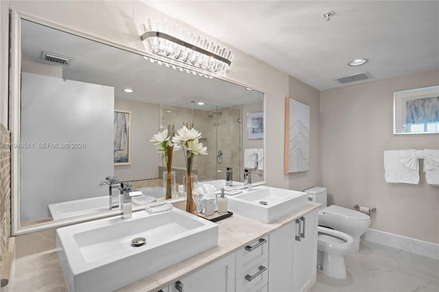 17375 Collins Ave 2101, Sunny Isles Beach, FL 33160