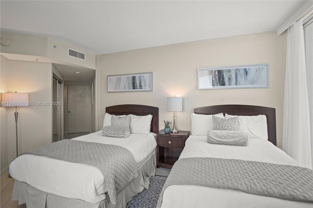 17375 Collins Ave 2101, Sunny Isles Beach, FL 33160