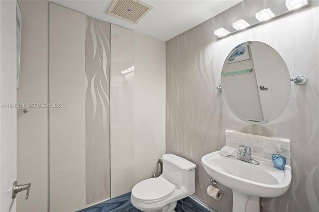 17375 Collins Ave 2101, Sunny Isles Beach, FL 33160