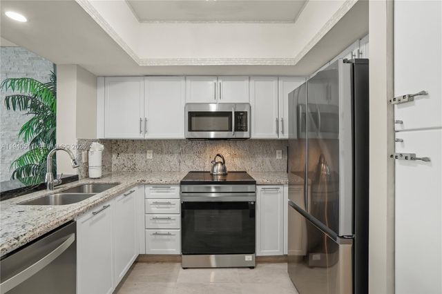 17375 Collins Ave 2101, Sunny Isles Beach, FL 33160