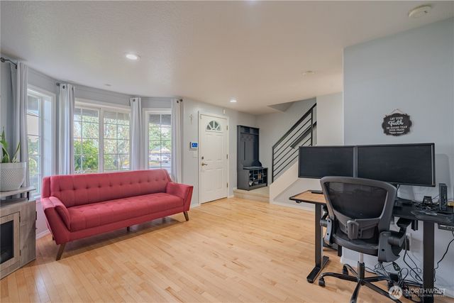 16317 NE 71st Street, Vancouver, WA 98682