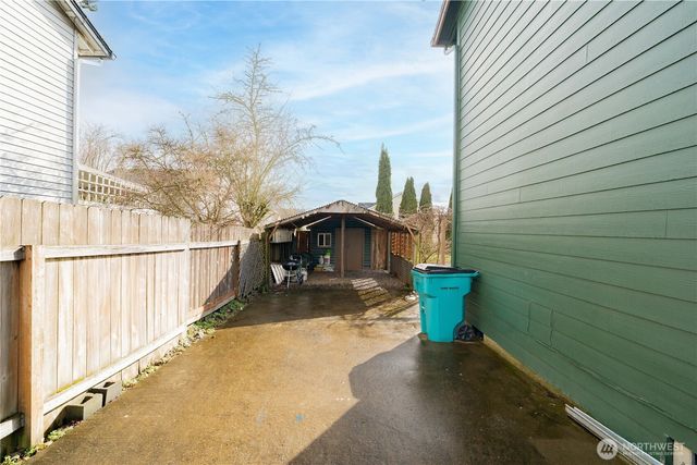 16317 NE 71st Street, Vancouver, WA 98682