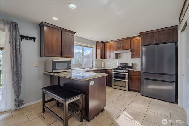 16317 NE 71st Street, Vancouver, WA 98682