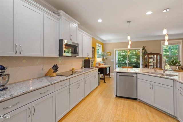 24 Carter Walk Way, Chapel Hill, NC 27517